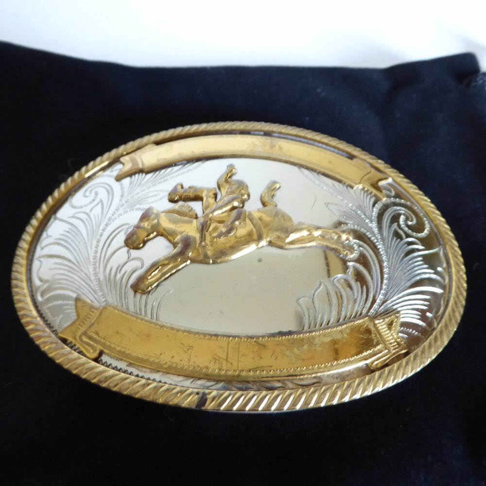 VINTAGE BUCKING BRONCO COWBOY HORSE WESTERN GERMAN SILVER BELT BUCKLE (USED)